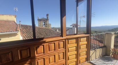 Townhouse 3 bedrooms of 220 m² in Villamiel (10893)