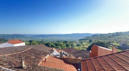 Townhouse 3 bedrooms of 220 m² in Villamiel (10893)