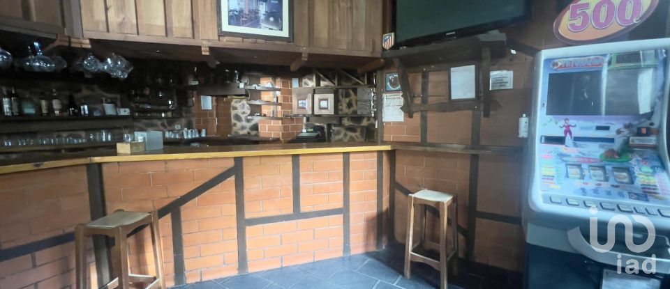 Townhouse 3 bedrooms of 220 m² in Villamiel (10893)