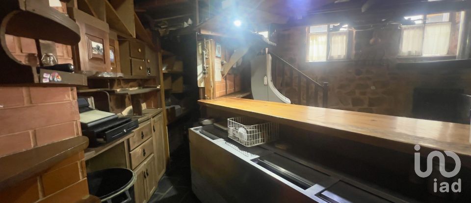 Townhouse 3 bedrooms of 220 m² in Villamiel (10893)