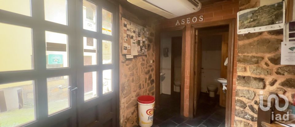 Townhouse 3 bedrooms of 220 m² in Villamiel (10893)