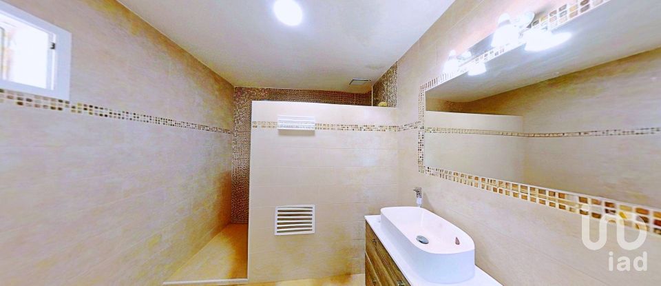 Maison 3 chambres de 191 m² à El/Hondon de Las Nieves Fondo de Les Neus (03688)