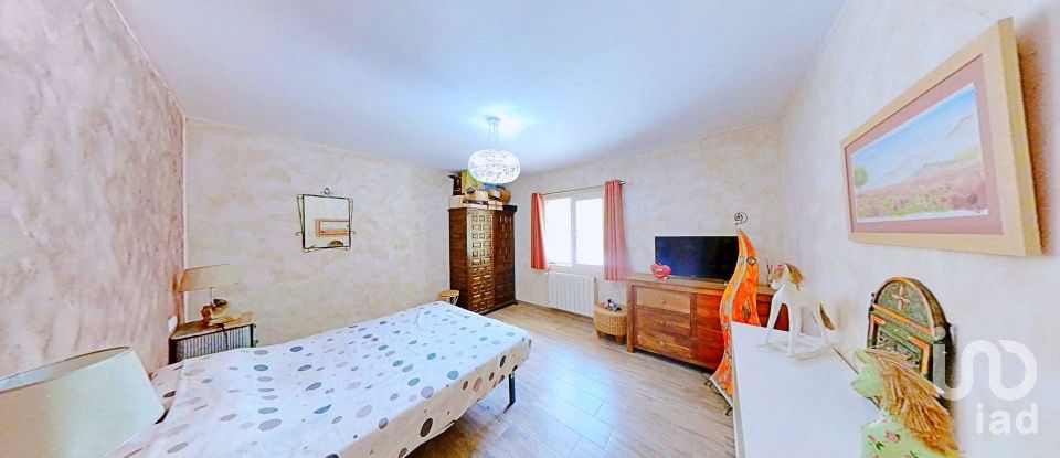 Maison 3 chambres de 191 m² à El/Hondon de Las Nieves Fondo de Les Neus (03688)