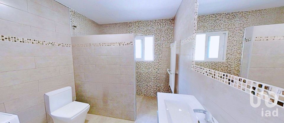 Maison 3 chambres de 191 m² à El/Hondon de Las Nieves Fondo de Les Neus (03688)