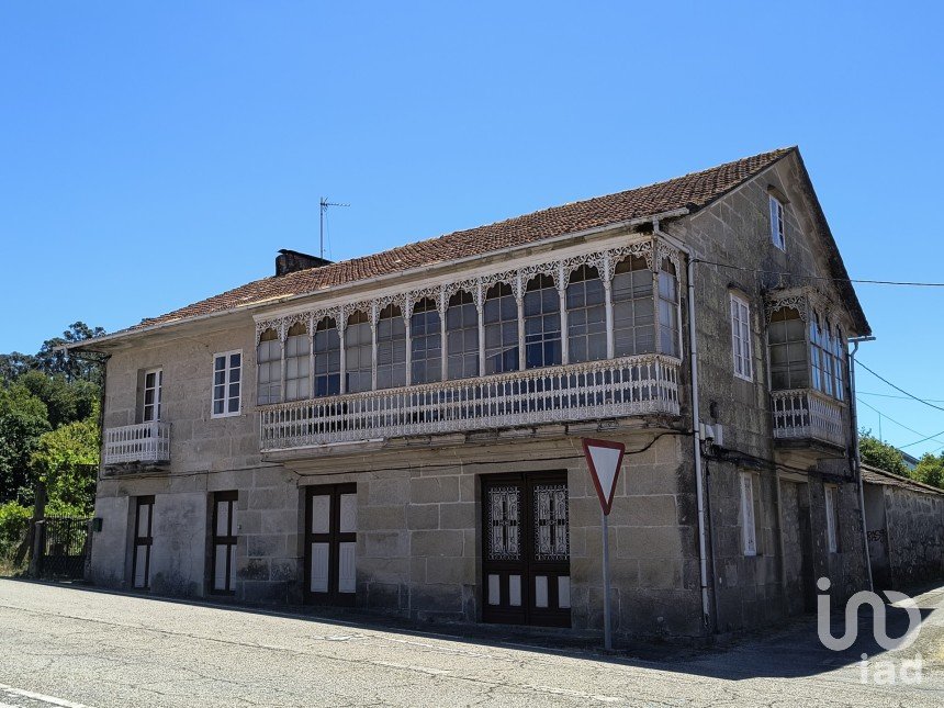 Mansion 3 bedrooms of 400 m² in Vilasobroso (36879)