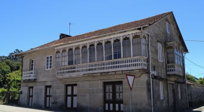 Mansion 3 bedrooms of 400 m² in Vilasobroso (36879)