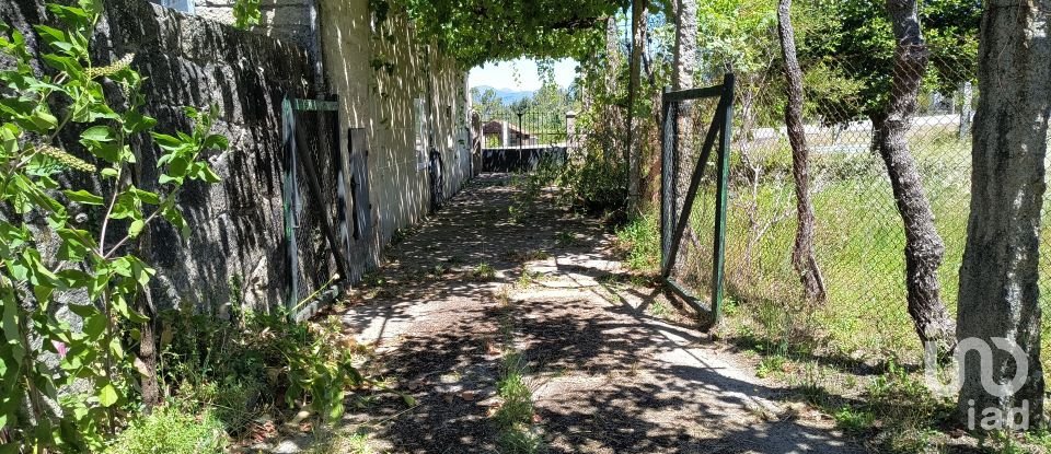 Mansion 3 bedrooms of 400 m² in Vilasobroso (36879)