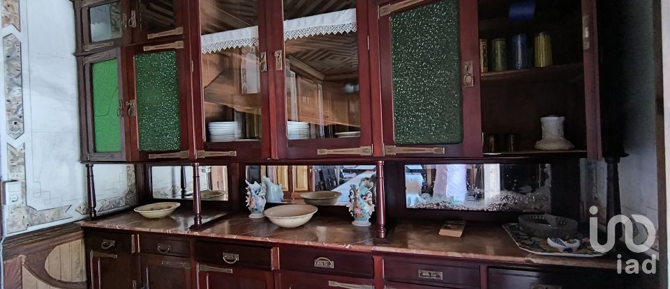 Mansion 3 bedrooms of 400 m² in Vilasobroso (36879)