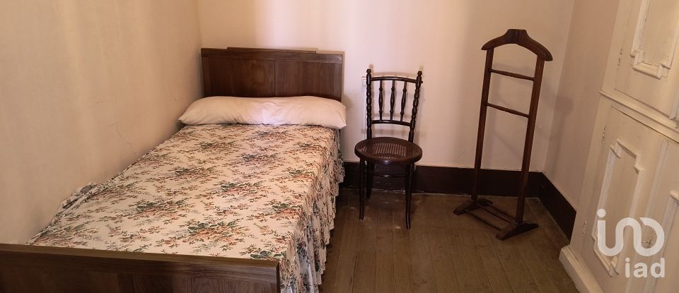 Mansion 3 bedrooms of 400 m² in Vilasobroso (36879)