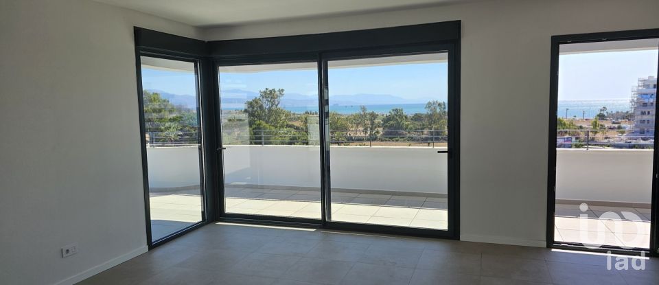 Penthouse 4 bedrooms of 129 m² in Torremolinos (29620)