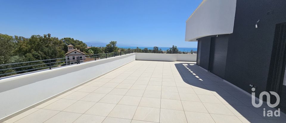 Penthouse 4 bedrooms of 129 m² in Torremolinos (29620)