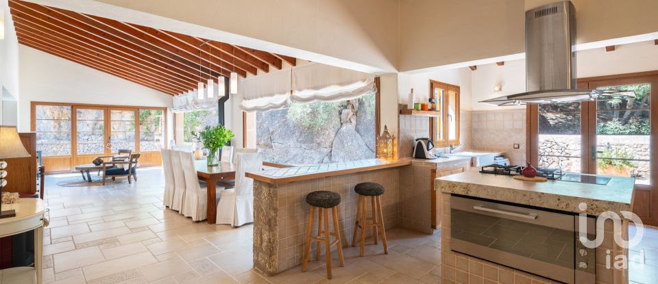 Casa rústica 4 habitacions de 312 m² a Calvia (07184)