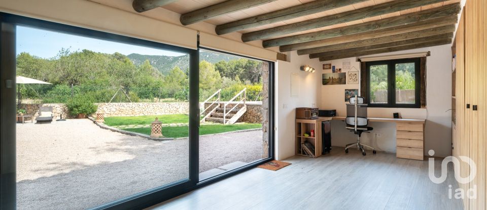 Casa rústica 4 habitacions de 312 m² a Calvia (07184)