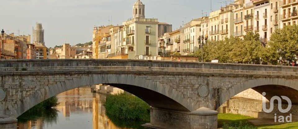 Piso 3 habitaciones de 152 m² en Girona (17002)