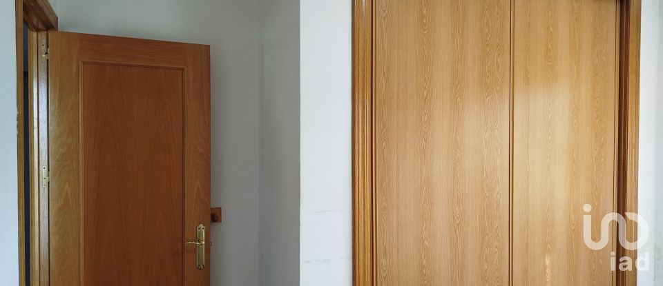 Maison 4 chambres de 183 m² à San Román de los Montes (45646)