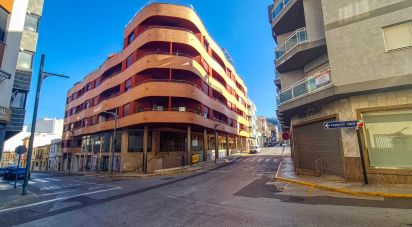 Shop / premises commercial of 458 m² in Pego (03780)