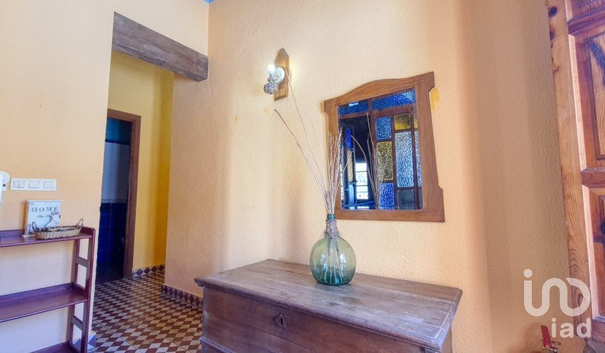 Townhouse 4 bedrooms of 312 m² in Nucleo Benisiva (03788)