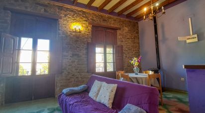 Townhouse 4 bedrooms of 312 m² in Nucleo Benisiva (03788)