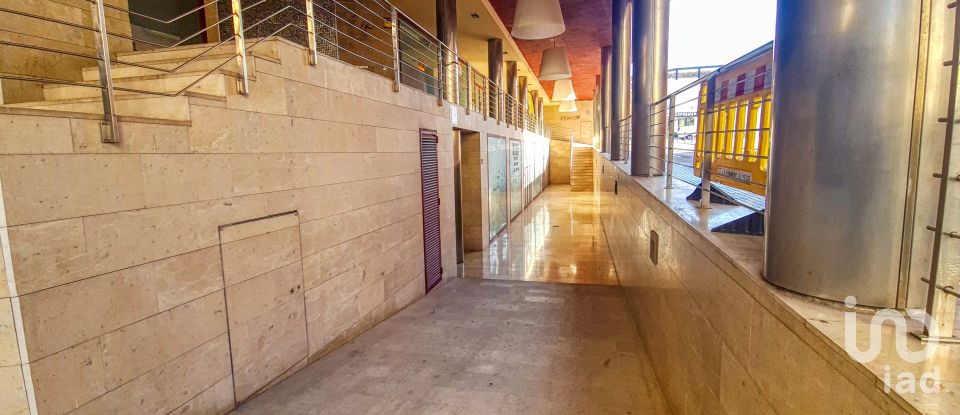 Shop / premises commercial of 458 m² in Pego (03780)
