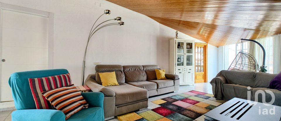 Àtic 4 habitacions de 164 m² a Pineda de Mar (08397)