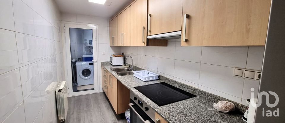 Appartement 3 chambres de 81 m² à Móra d'Ebre (43740)