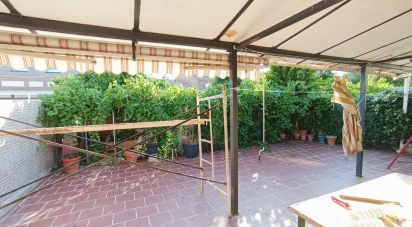 Casa 5 habitaciones de 206 m² en Meco (28880)