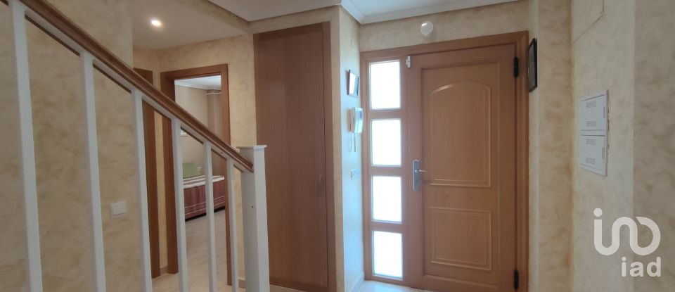 Casa 4 habitacions de 377 m² a Oropesa/Oropesa del Mar (12594)