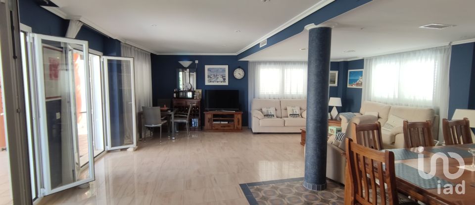 Casa 4 habitacions de 377 m² a Oropesa/Oropesa del Mar (12594)