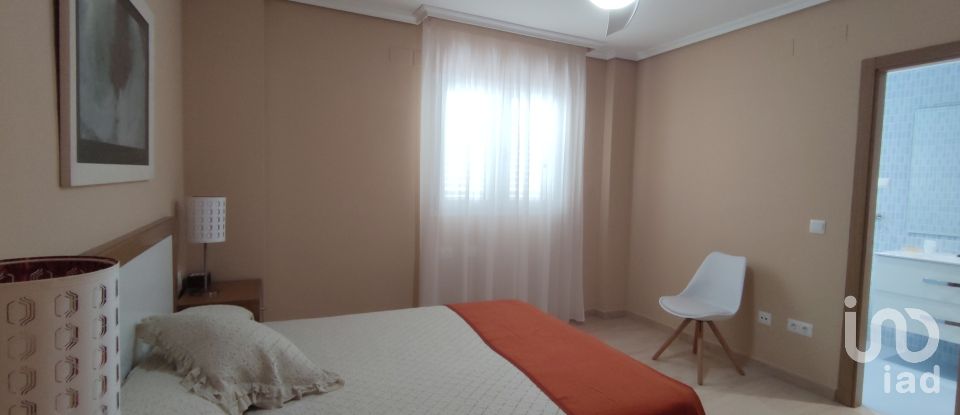 Casa 4 habitacions de 377 m² a Oropesa/Oropesa del Mar (12594)