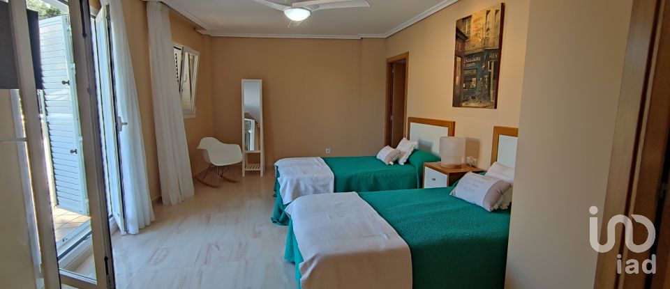 Casa 4 habitacions de 377 m² a Oropesa/Oropesa del Mar (12594)