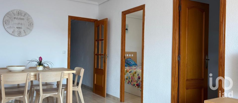 Pis 3 habitacions de 92 m² a Playa de Bellreguard (46713)