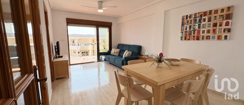 Pis 3 habitacions de 92 m² a Playa de Bellreguard (46713)
