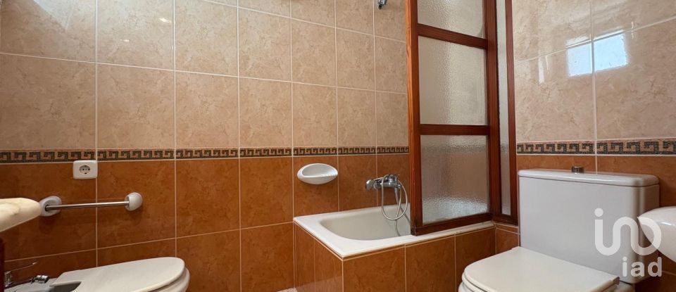 Pis 3 habitacions de 92 m² a Playa de Bellreguard (46713)