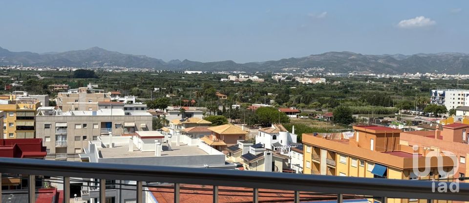 Pis 3 habitacions de 92 m² a Playa de Bellreguard (46713)