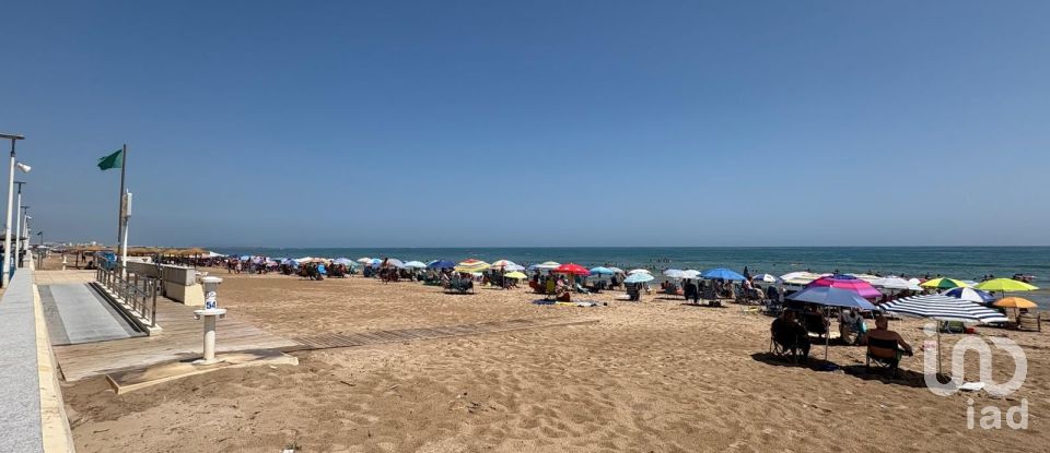 Pis 3 habitacions de 92 m² a Playa de Bellreguard (46713)