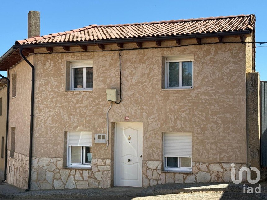 House 6 bedrooms of 160 m² in Santa Cristina de Valmadrigal (24290)