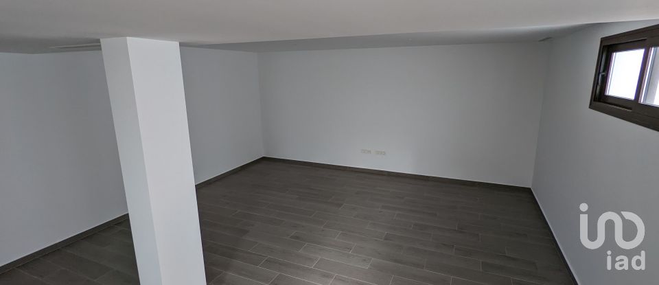 Casa 3 habitacions de 154 m² a Benijófar (03178)