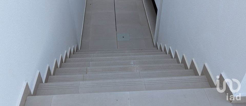 Casa 3 habitacions de 154 m² a Benijófar (03178)