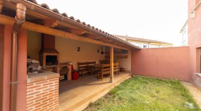 House/villa 3 bedrooms of 190 m² in La Virgen del Camino (24198)
