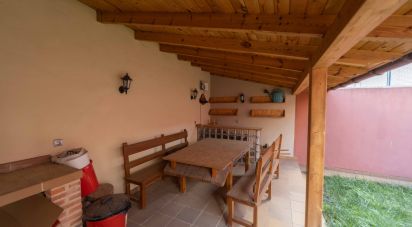 House/villa 3 bedrooms of 190 m² in La Virgen del Camino (24198)
