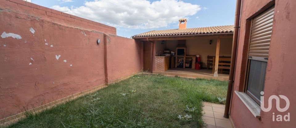 Casa 3 habitaciones de 190 m² en La Virgen del Camino (24198)