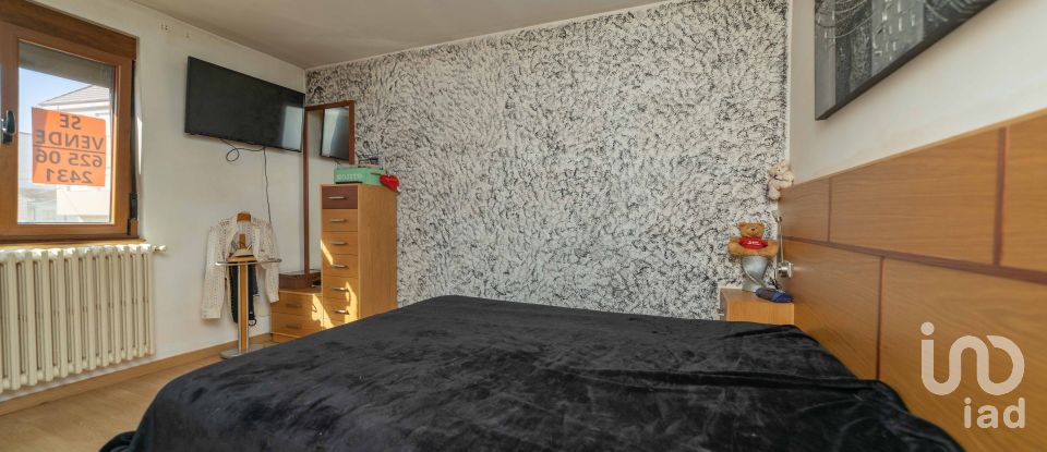 Casa 3 habitaciones de 190 m² en La Virgen del Camino (24198)