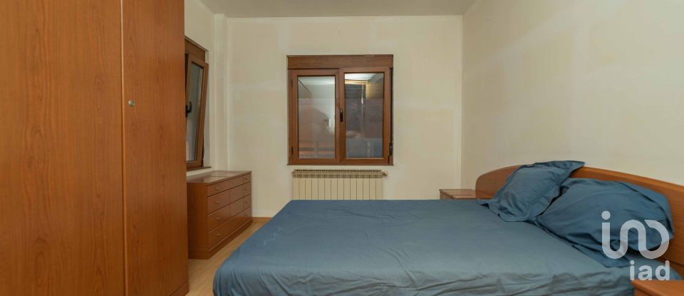 Casa 3 habitaciones de 190 m² en La Virgen del Camino (24198)