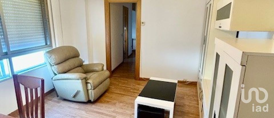 Apartment 2 bedrooms of 63 m² in León (24004)