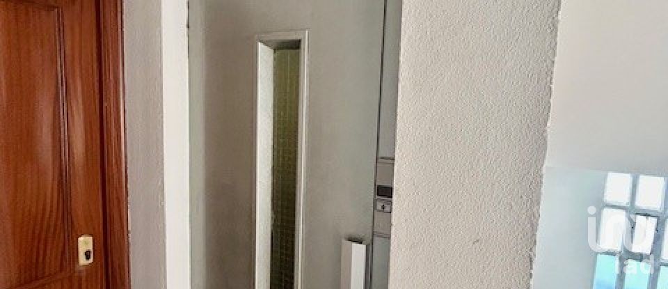 Apartment 2 bedrooms of 63 m² in León (24004)