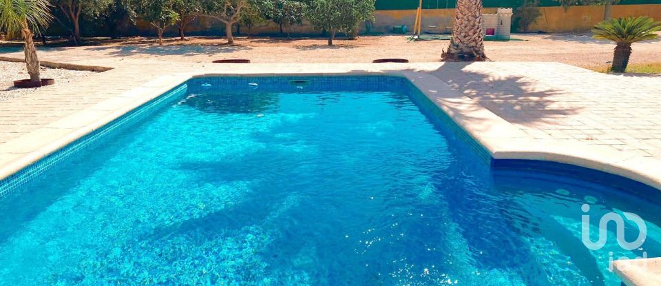 Casa de muntanya 7 habitacions de 310 m² a Partida Altabix (03207)