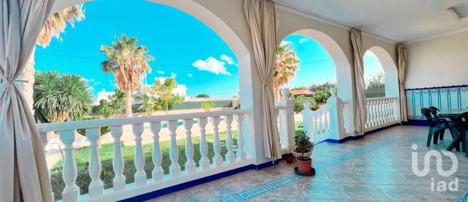 Casa de muntanya 7 habitacions de 310 m² a Partida Altabix (03207)