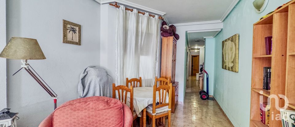 Piso 2 habitaciones de 74 m² en Torrevieja (03181)