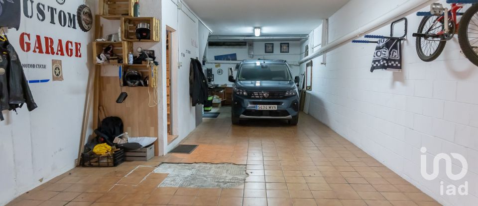 Chalet 3 habitaciones de 249 m² en Montcada i Reixac (08110)