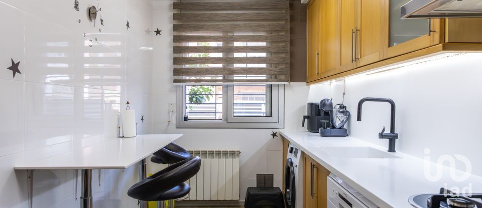 Chalet 3 habitaciones de 249 m² en Montcada i Reixac (08110)